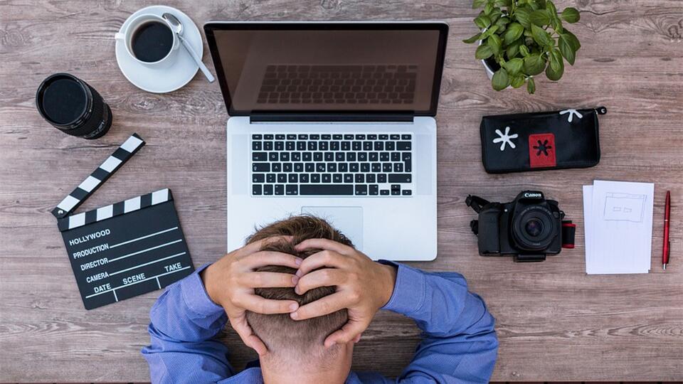 如何看待職場(chǎng)新人害怕犯錯(cuò)的心理